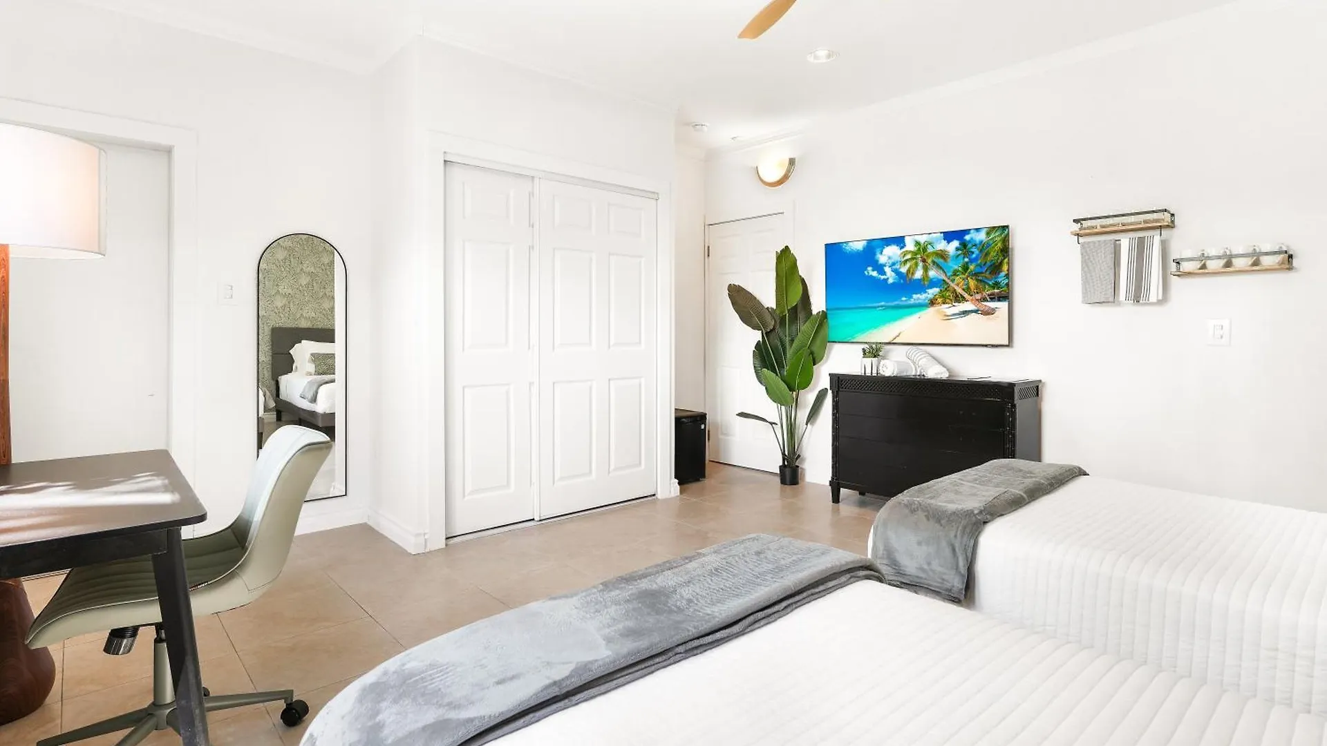 Cobalt Coast Resort West Bay Hotel